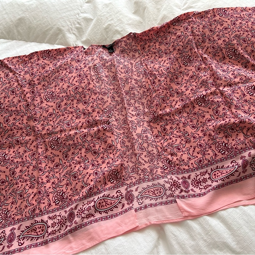 Forever 21 Floral & Paisley Patterned Kimono style cover up
